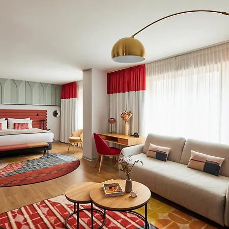 Indigo Granvia Plaza Espana, An Ihg Szálloda