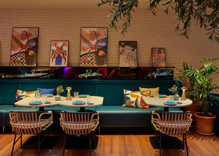 Hotel Indigo Plaza Espana By Ihg 4*