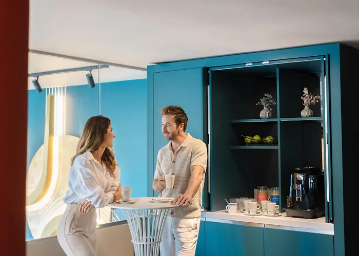 Indigo Plaza Espana By Ihg Hotel 4*