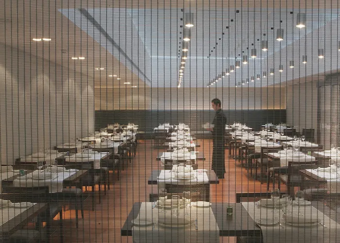 Hotel Indigo Plaza Espana By Ihg 4*