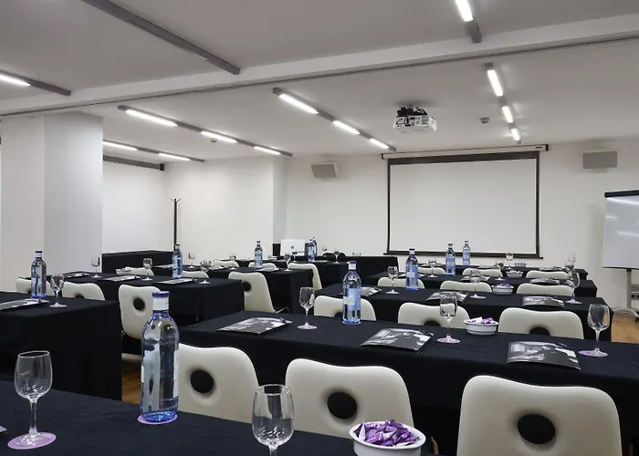 Indigo Plaza Espana By Ihg Hotel 4*