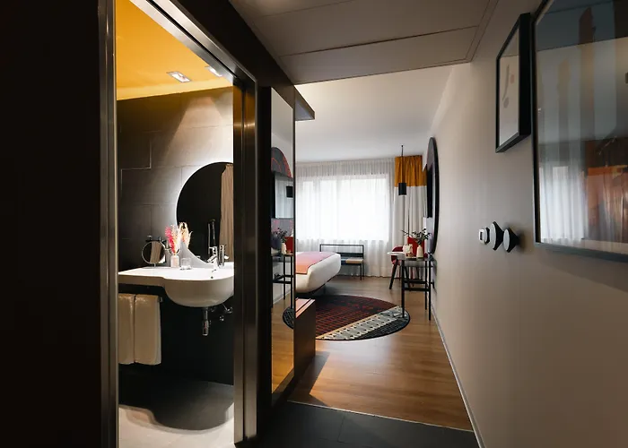 Indigo Plaza Espana By Ihg Hotel