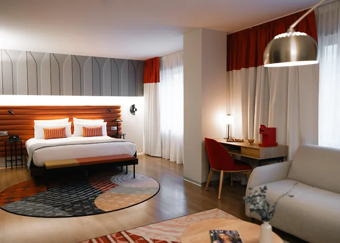 Hotel Indigo Plaza Espana By Ihg